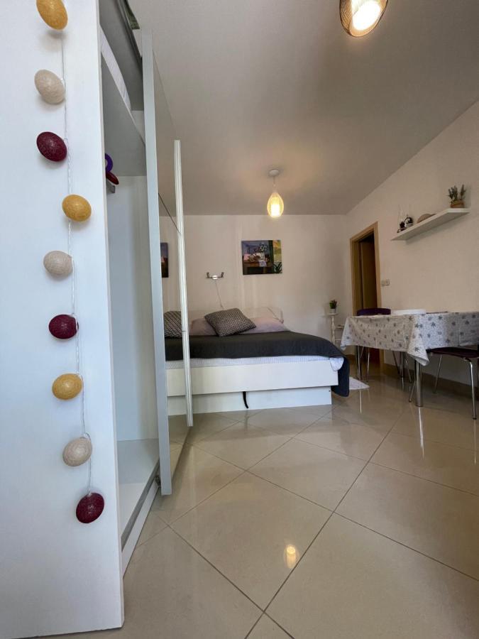Studio Apartment Klaric Vis Dış mekan fotoğraf