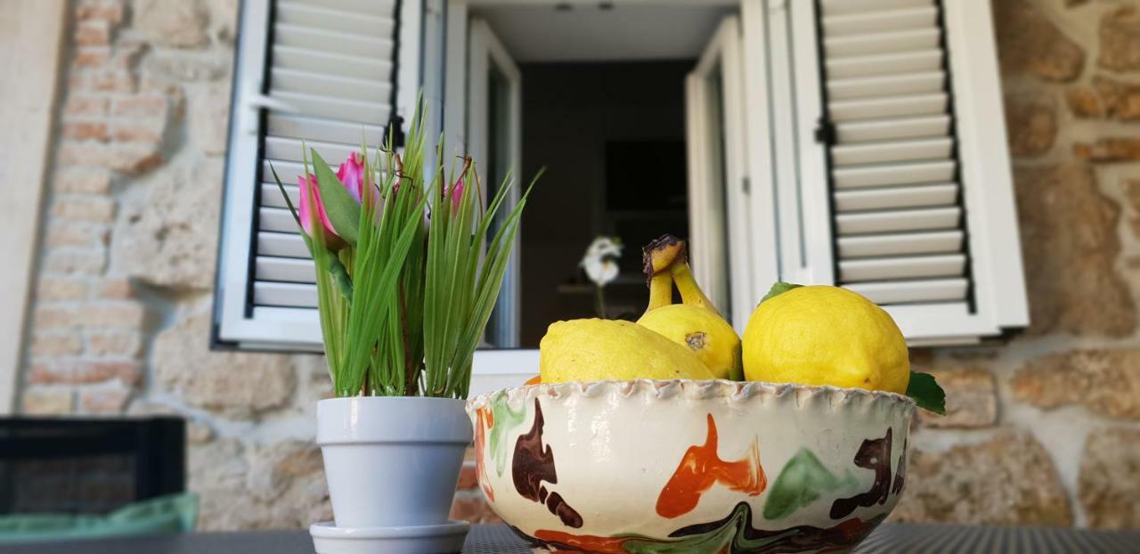 Studio Apartment Klaric Vis Dış mekan fotoğraf